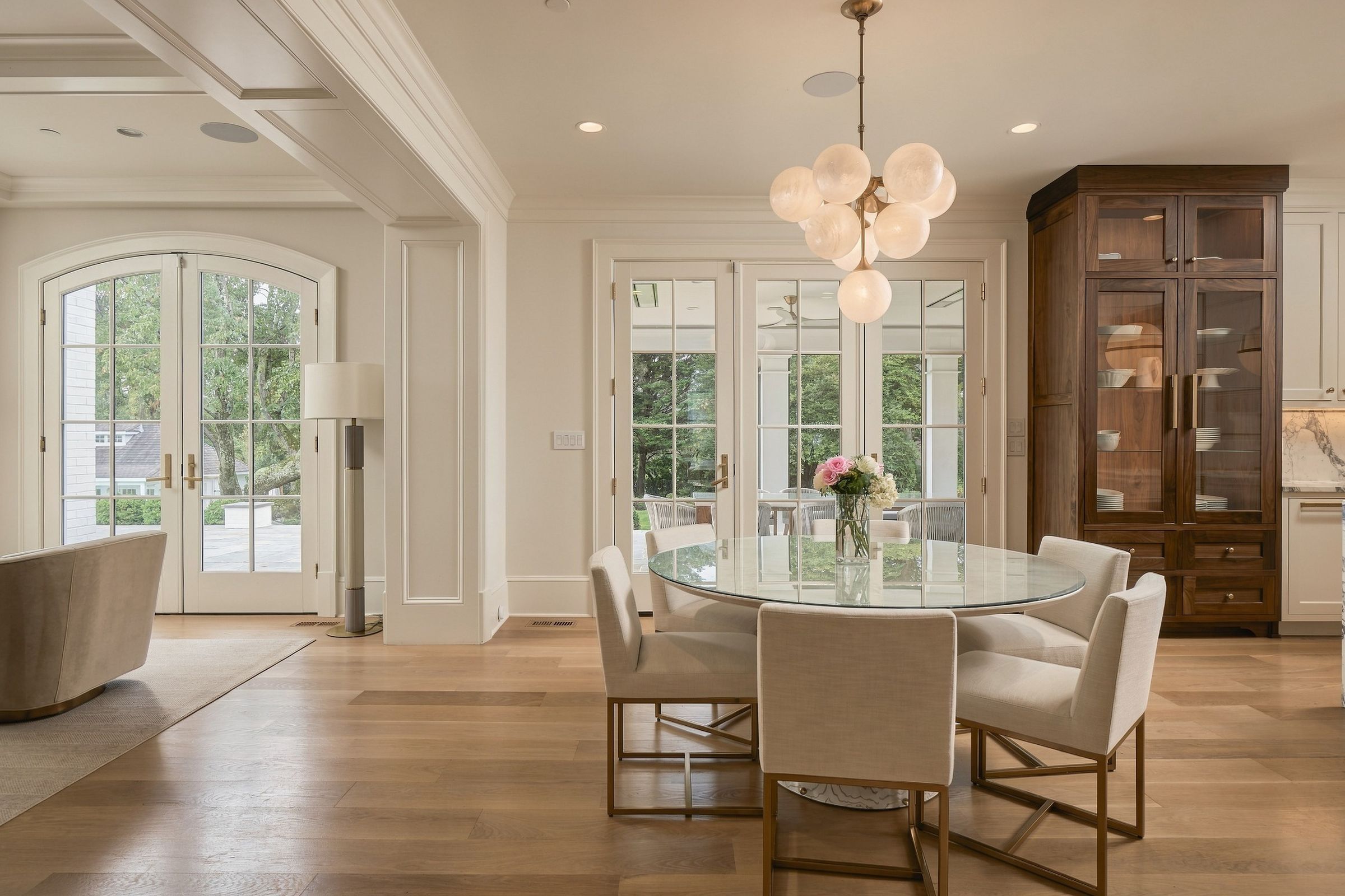 Breakfast area with French doors